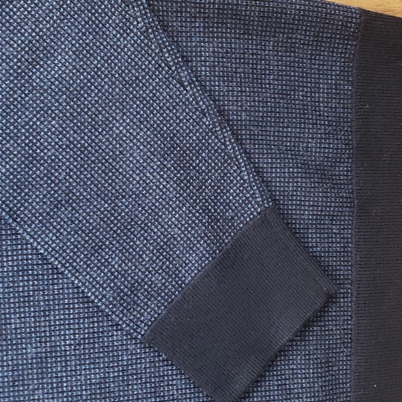 Banana Republic Birdseye Baruffa Merino Crewneck Sweater - Picture 4 of 4